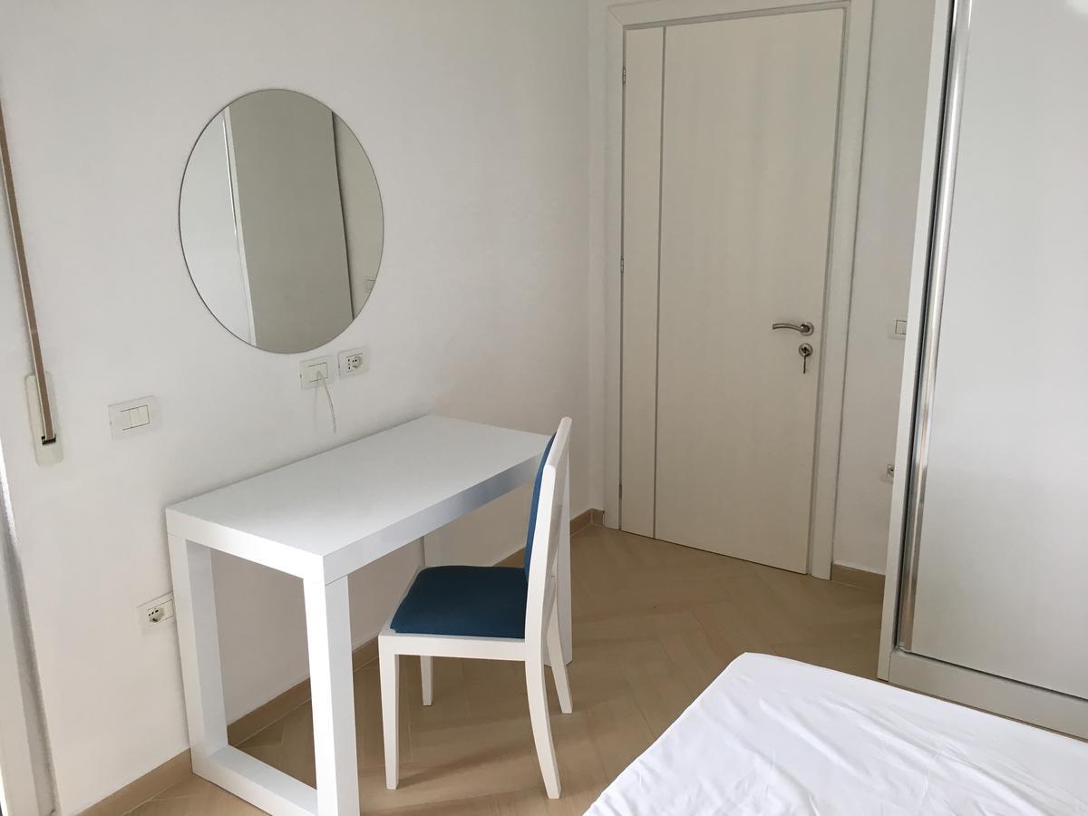 White Residence Apartament Sarande Ngoại thất bức ảnh