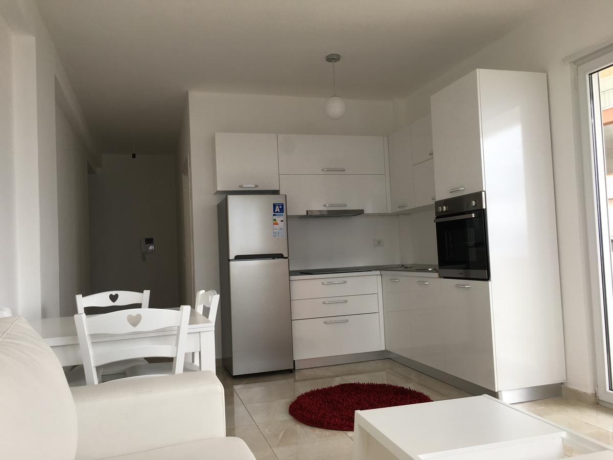 White Residence Apartament Sarande Ngoại thất bức ảnh