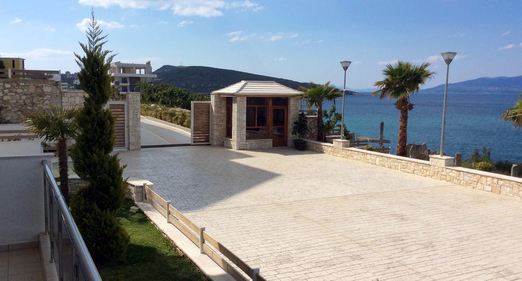 White Residence Apartament Sarande Ngoại thất bức ảnh