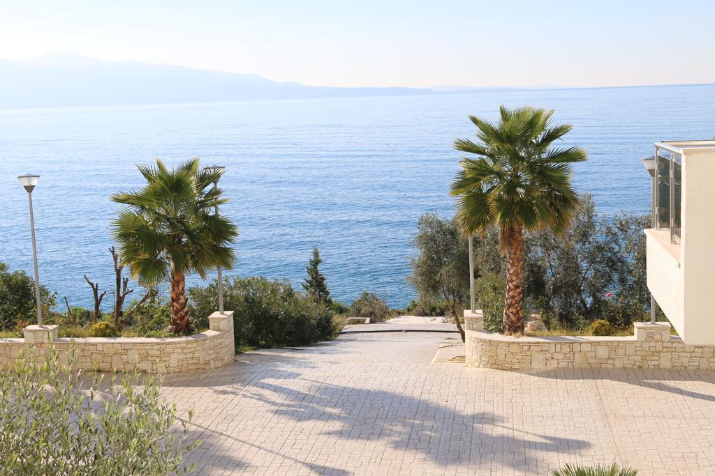 White Residence Apartament Sarande Ngoại thất bức ảnh